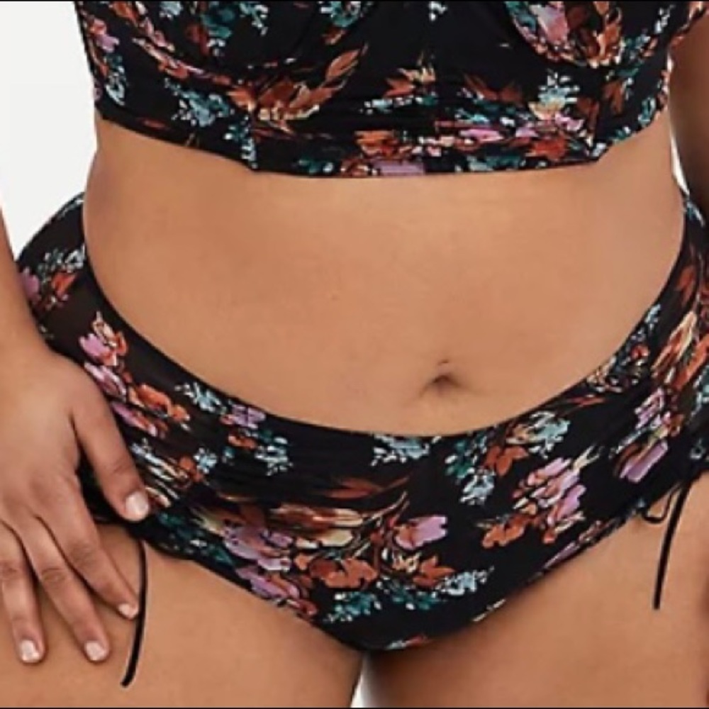 Torrid-Cheeky Panty Size 3 NWT